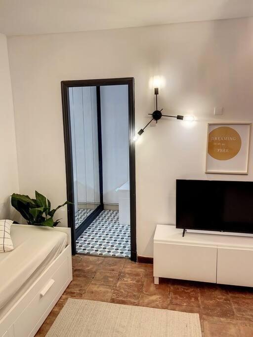 Ibiza -Sublime Studio Place De La Trinite- Netflix Daire Toulouse Dış mekan fotoğraf