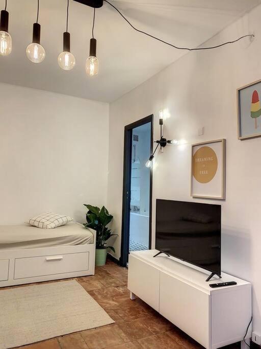 Ibiza -Sublime Studio Place De La Trinite- Netflix Daire Toulouse Dış mekan fotoğraf