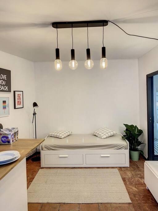 Ibiza -Sublime Studio Place De La Trinite- Netflix Daire Toulouse Dış mekan fotoğraf